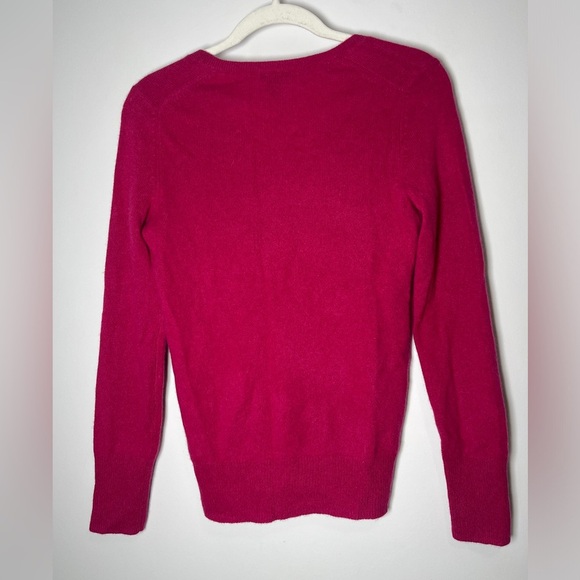 Only Mine Cashmere V-neck Sweater 2- Ply Size XS EUC - Picture 5 of 7